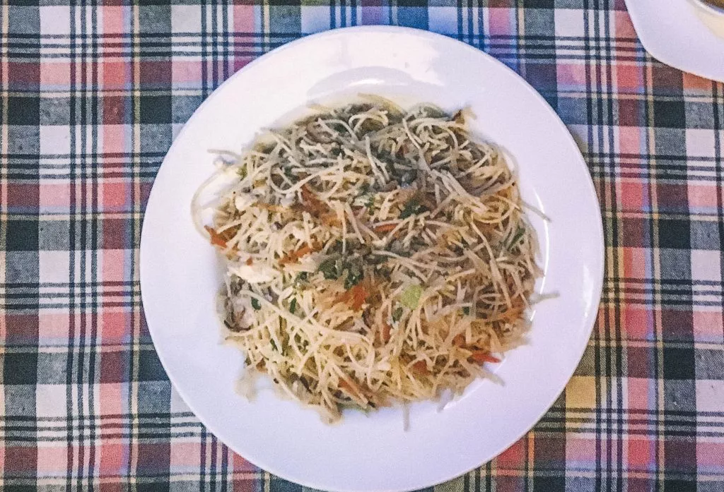 Noodles eten en drinken Sri Lanka